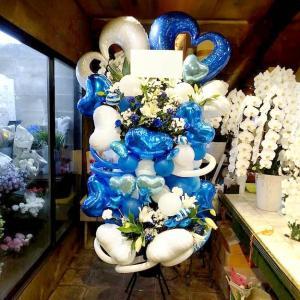 とても喜ばれる圧倒的存在感のバルーンスタンド花　2段　95000円