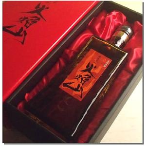 ヘリオス酒造 くら 原酒 18年 シングルカスク 泡盛 40度 720ml : お酒