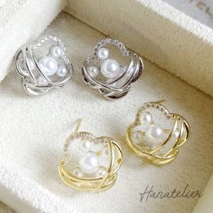 ピアス アシメちょうちょ 粒パール＆クリスタルのアシンメトリー