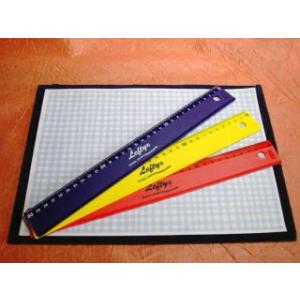 左利き用　プラスチック定規　３０ｃｍ