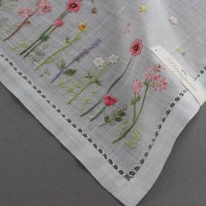 ベトナム手刺繍ハンカチ 絵本シリーズ オズの魔法使い 7509 ホワイト