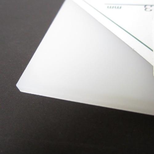 アクリル板　320×550×3mm　オパール ハンズ