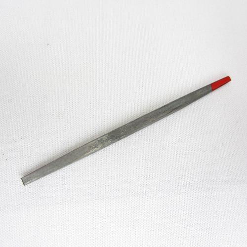 タガネ　赤　カタ　2号 ハンズ