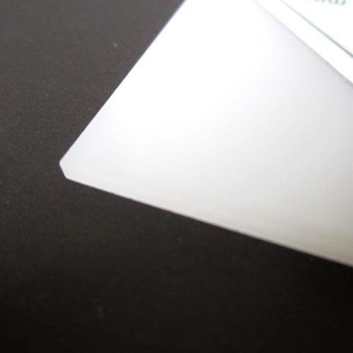 カナセ　アクリル板　550×650×2mm　オパール ハンズ