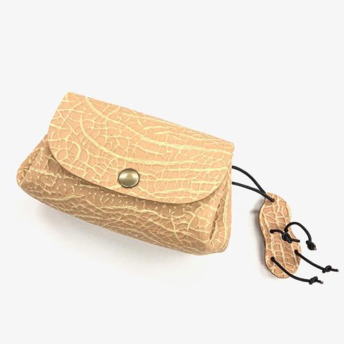 レザークラフトキット　アコーデオンポーチ　ピーナッツ革　チャーム付き ハンズ