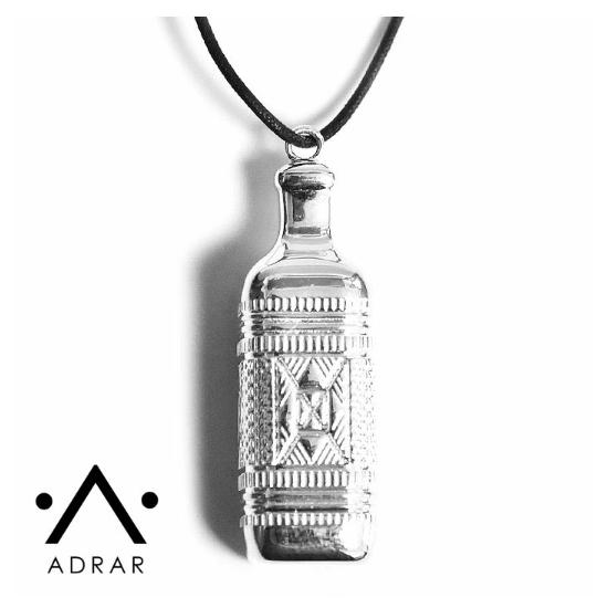 ≪ADRAR≫ アドラル スクエア ボトル 瓶 ライン シルバー コード ひも チョーカー ネックレ...