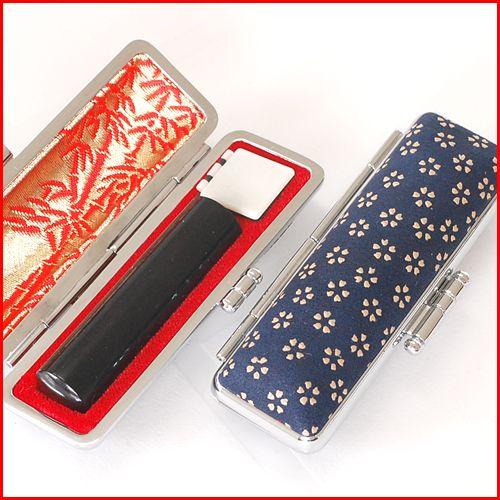 印鑑 はんこ 黒水牛印鑑上印伝ケースセット 紺 小桜「46-014」13.5 15mm 印鑑実印女性...