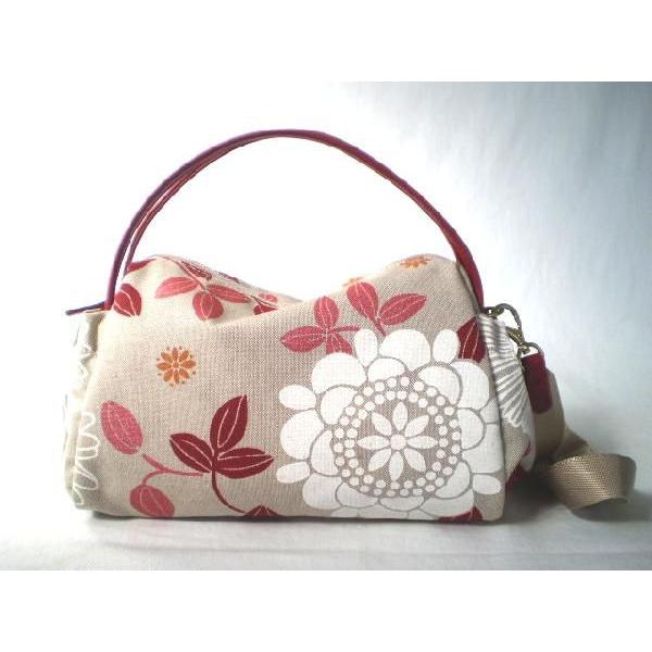 斜めがけと手提げの２ウェイバッグ花柄、フラワーガーデン（中、赤）