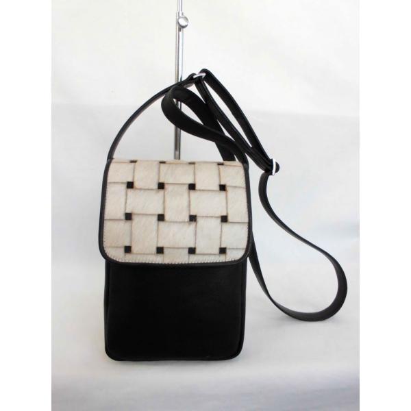 リアルファーポシェット