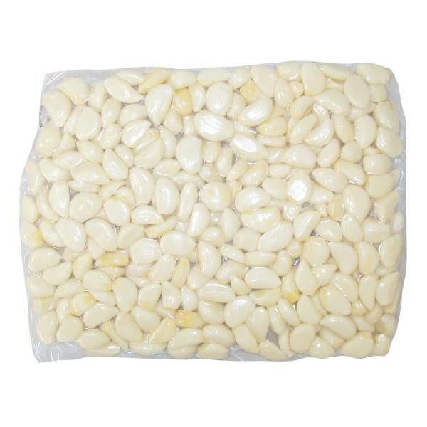 キムチ材料　中国産 むきにんにく 1kg「クール便発送」