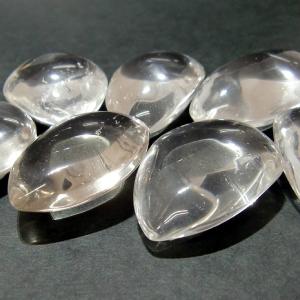 水晶 タンブル 水滴型 1個(約30g)クリス...の詳細画像1