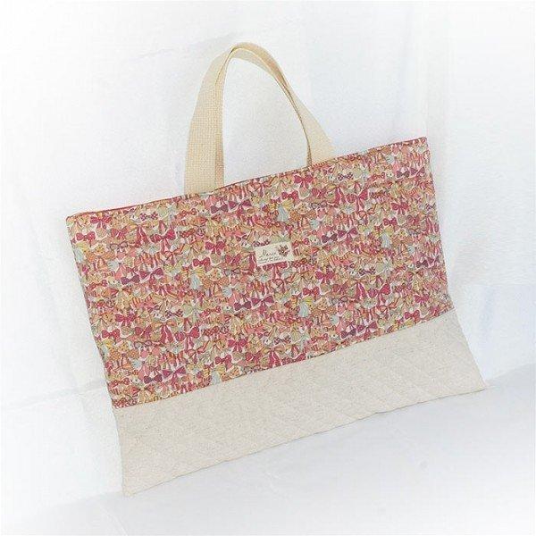 リバティ・ジェニーズリボンのキルティング生地を使った可愛いレッスンバッグsta80-lessonハン...