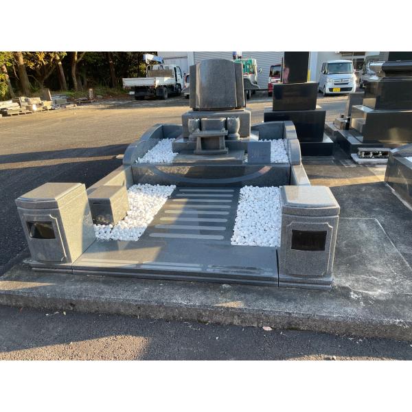 墓石　お墓　洋型墓石　展示品  文字彫刻無料  工事費込み　運送費無料　文字彫刻代込み　免震・耐震構...