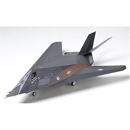 タミヤ 1/48 傑作機シリーズ F-117A