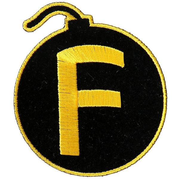 日本未発売! セール価格! ホットレザー エフボム ワッペン 爆弾 丸型 米国直輸入! ウェアのカス...