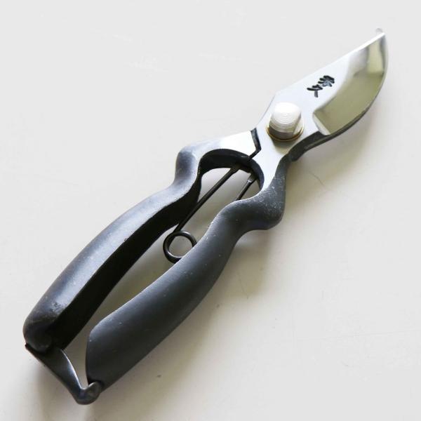 外山刃物　宗家秀久　剪定鋏　BB165