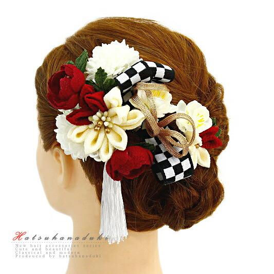 髪飾り 成人式 つまみ細工 赤 振袖 袴 浴衣 夏祭り 花火大会 2点セット 白 ゴールド リボン ...