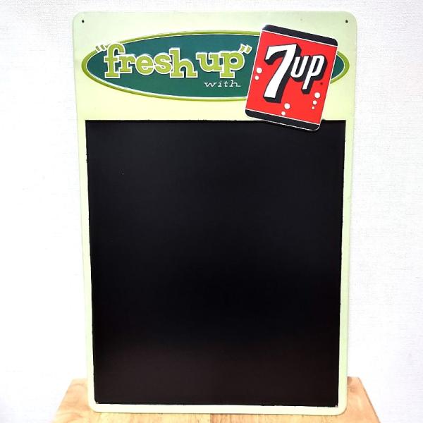 ブリキ看板 エンボスメタルサイン 7UP チョークサイン グリーン アメリカン 雑貨 おしゃれ アン...