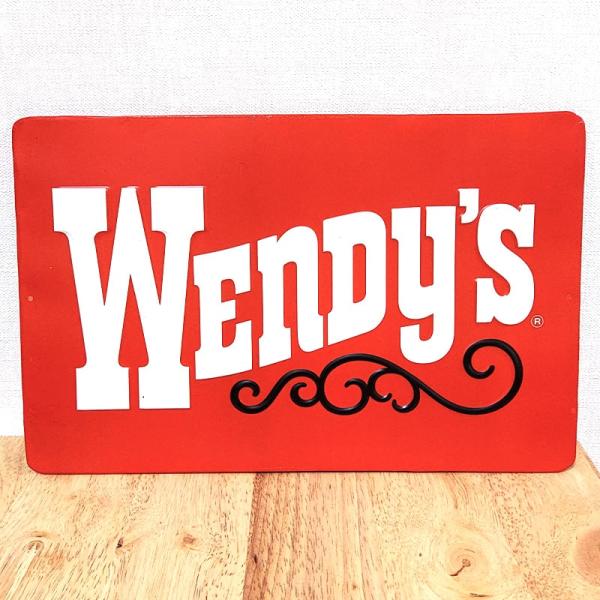 ブリキ看板 Wendy&apos;s OLD RED エンボスメタルサイン アメリカン ウェンディーズ ロゴ ...