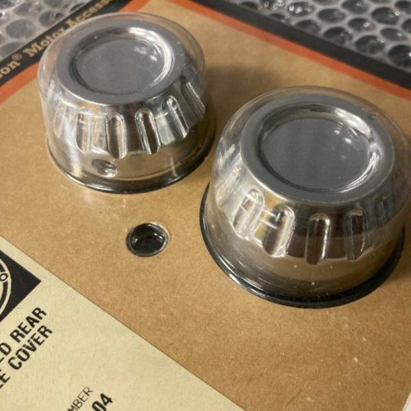 1991〜2005 ダイナ 溝入りデザイン リア・アクスル カバー (クローム)