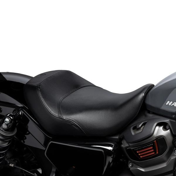 ハーレー純正 ナイトスター RH975 サンダウナー ソロライダーシート 52000571