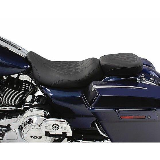 マスタング 76695 ワイドトリッパー・ダイアモンド・リアシート 1997〜 FLHT、FLTR、...