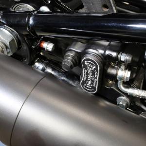 ThunderBike 22-74-250 ダービーカバー Torque ブラック M8ソフテイル
