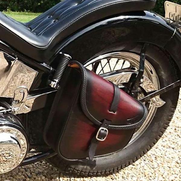 エンズクオイオ BOB レザー スイングアームバッグ 7L (ツートーン・ダーク) TCソフテイル