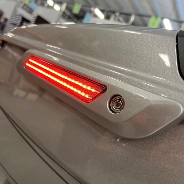 2024以降 ロードグライド、ストリートグライド サドルバッグラッチライト (レッドレンズ) Cus...