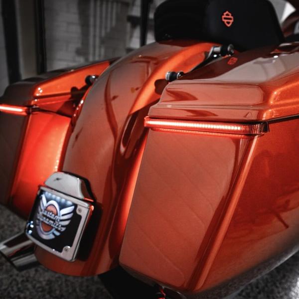 2024以降 ロードグライド、ストリートグライド ロープロファイル・サドルバッグライト (レッドレン...