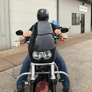 ダグズカスタム BULLITフェアリング スタンダードカット FXDF用 楽天市場】【DOUGZ Custom】BULLIT フェアリング スタンダード