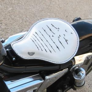 シャリー レッグシールド アウトレット 白 社外品 レストア用 ホンダ