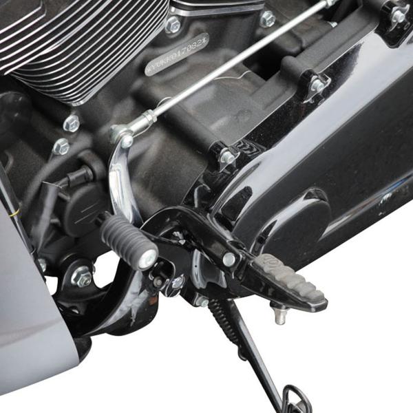 M8 ブレイクアウト、ファットボブ、スポーツグライド、FXDR114 ステップバックキット (ブラッ...