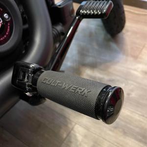 Cult Werk カスタム・エアボックスカバー V-Rodマッスル : HD-PARTS