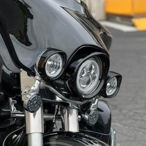 Hog Workz 7インチヘッドライト バイザートリムリング クローム