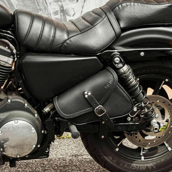 エンズクオイオ Mambo レザーサドルバッグ 4L 左用 (ブラック) スポーツスター