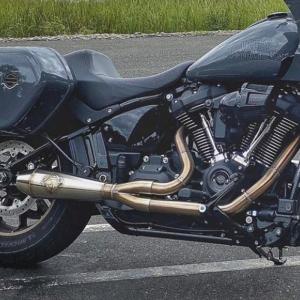 バンス&ハインズ　ツインスラッシュスリップオン　ダイナ バンス&ハインズ 46845 Vance&Hines（バンス＆ハインズ） ツイン