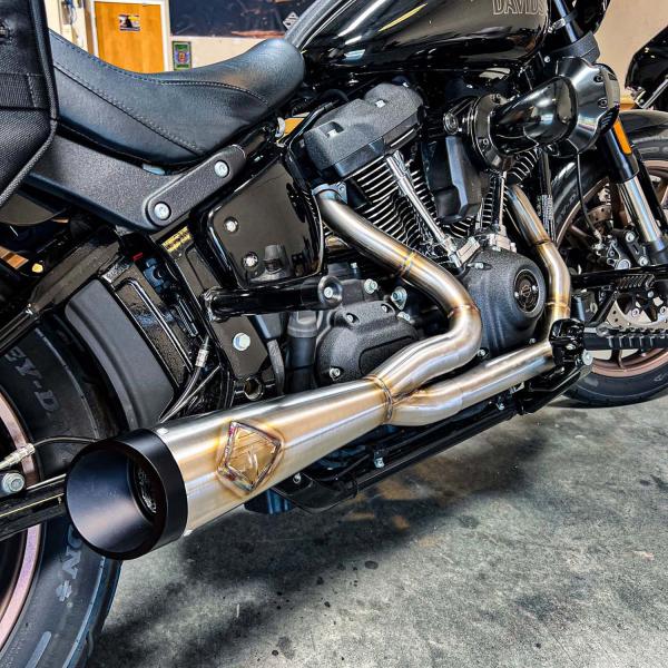 M8 ソフテイル カットバック フルエキゾーストマフラー (ステンレス) SP Concepts