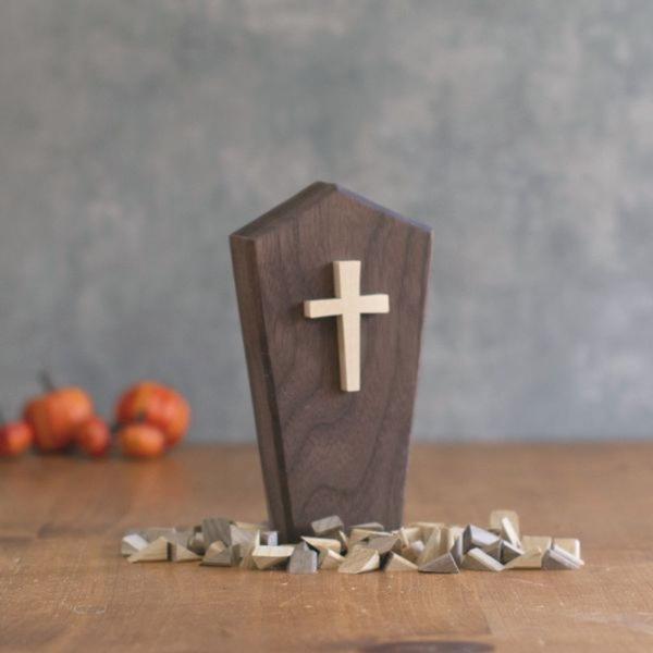 棺(ひつぎ) オブジェ｜ハロウィン お墓 ミイラ 棺桶 置物 十字架 ナチュラル 個性的 インテリア...