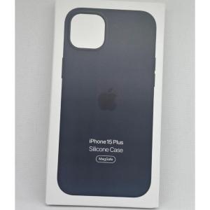【送料無料】新品 iPhone15plus 　シリコンケース　ブラック