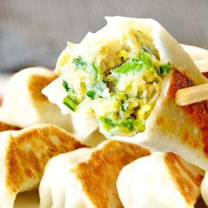 【公式ショップ限定商品】焼餃子(大) 10個入...の詳細画像3