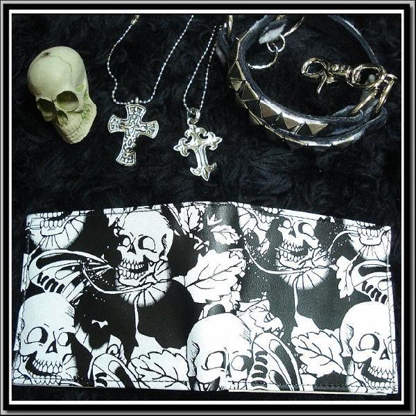 【売り切れ】/パンク/ロック/財布/ウォレット/妖かしスカル×バタフライ柄/レディース/男女兼用/黒...