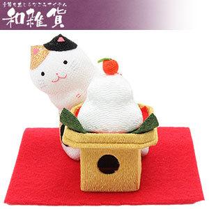 リュウコドウ（龍虎堂） のぞき猫と鏡餅 （和雑貨/お正月 迎春）