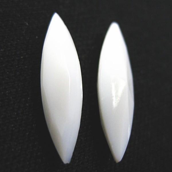 10937-《Vintage・カボション》　Ｎａｖｅｔｔｅ　１５ｘ４mm　２個/１セット