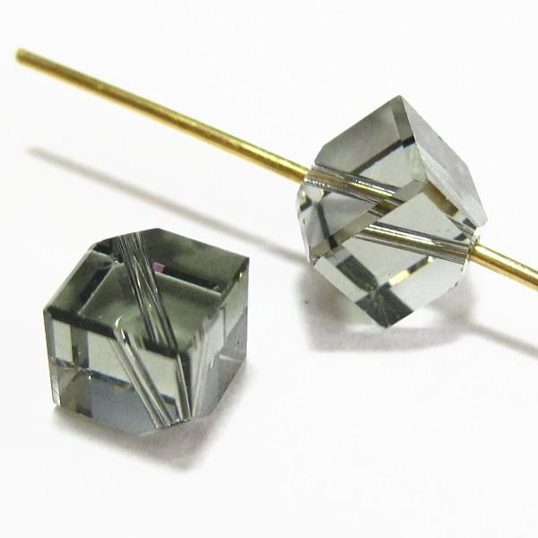 13210-swarovski　＃5600　ブラックダイヤモンド　６mm　２個/１パック