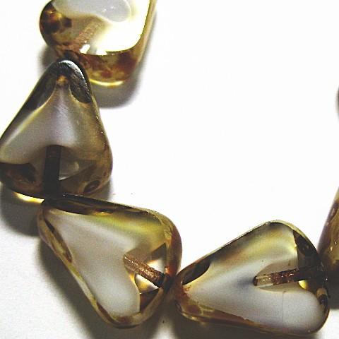 1766-【魅惑チェコ】 Chunky Table Cut Drop Nugget /クリスタルホワ...