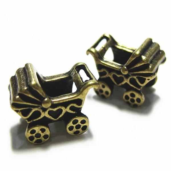 20042-《メタルチャーム・パーツ》　ベビーカー　真鍮古美　１１ｘ１３ｘ８mm　１０個/１セット