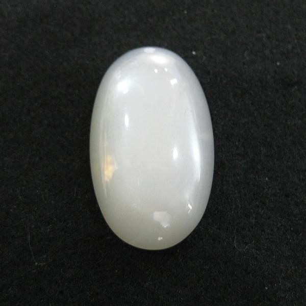 21219-《天然石ペンダント》　シルバームーンストーン　約３３ｘ２０mm（８．１ｇ）　１個