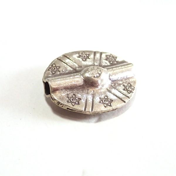 30142-【シルバー９２５】　ビーズ　楕円　２０ｘ１８mm　１個