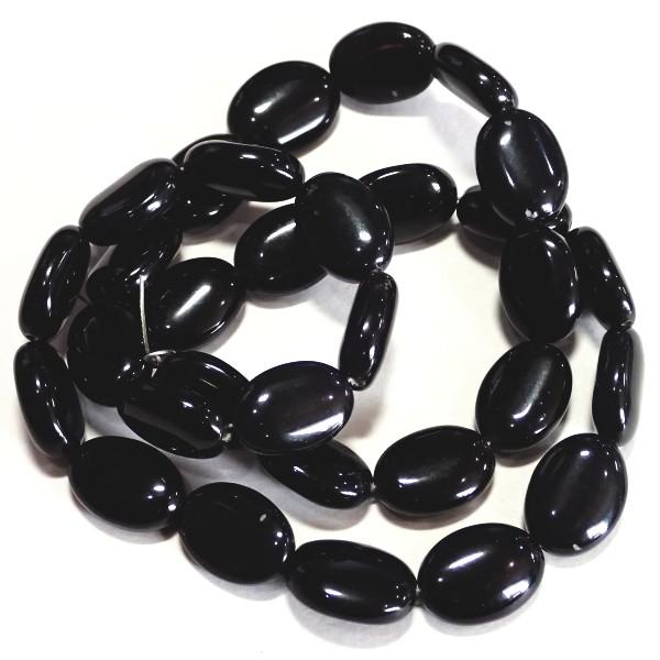 30201-《天然石５００円均一》　ブラックストーン　オーバル　１４x１０mm平均　約３８cm/１本